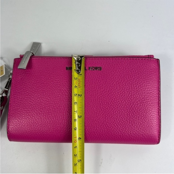 Michael Kors Hot Pink Multifunctional Wallet Wristlet NWT